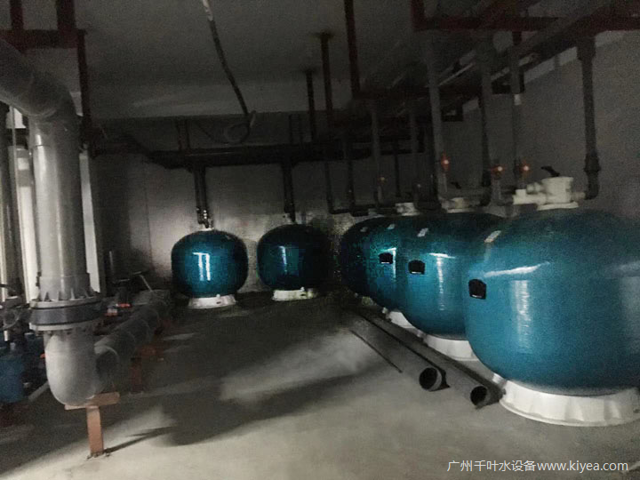 愛(ài)克泳池設(shè)備